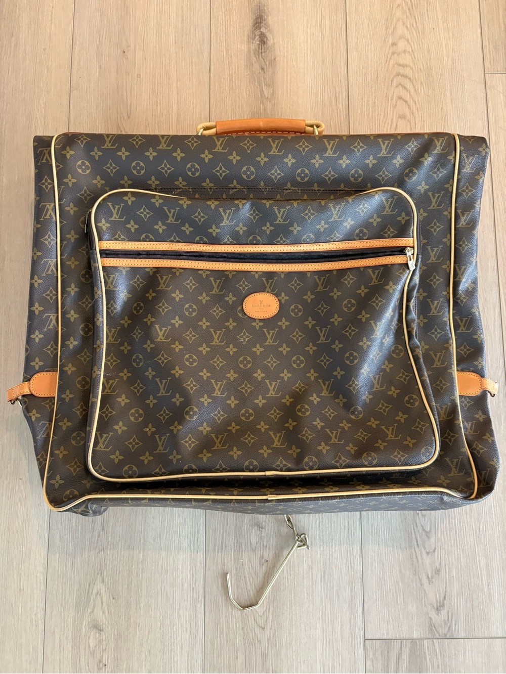 Louis Vuitton Monogram Portable 5 Cintres Garment Bag